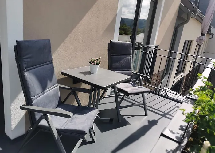 Am Weingarten * Ernst